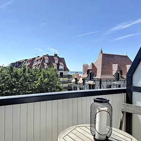 Les Planches - Yourhosthelper * Deauville